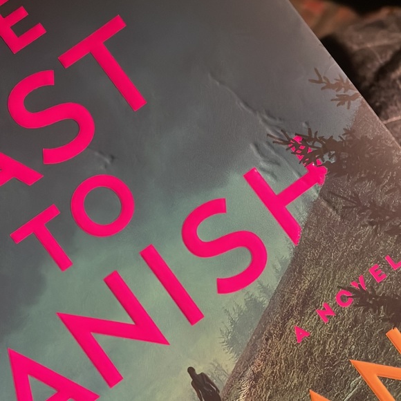 Megan Miranda book - Picture 2 of 5